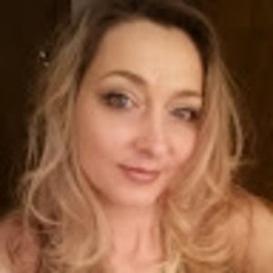 Meet your Posher, Bobbi